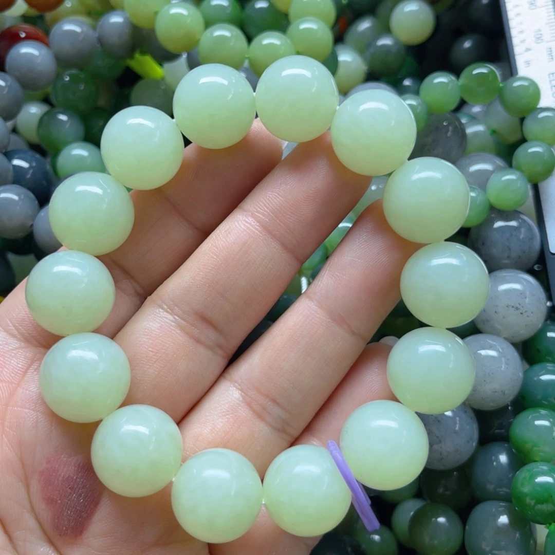 未镶嵌和田玉手链