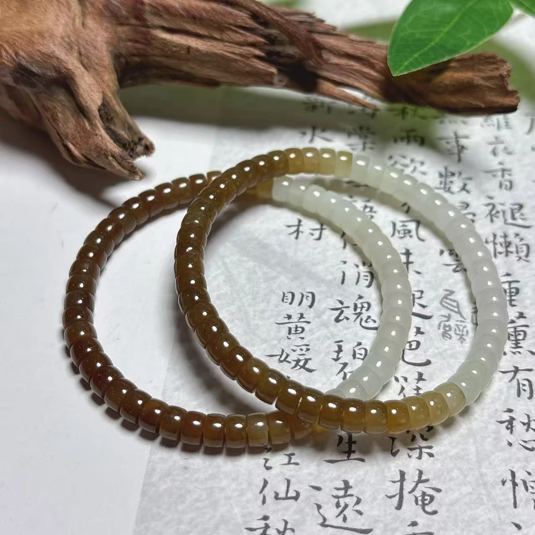 《铁头老猪》YL018天然和田玉糖白渐变直切手串约6*4mm多样性发其一