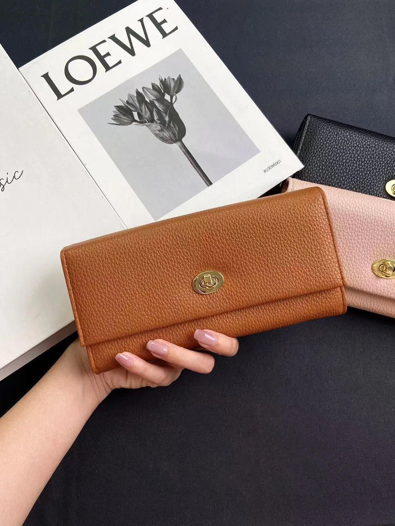 迪雅路【锁扣旋转扣长款钱包】 轻奢高档简约 女士皮卡包零钱包黄色