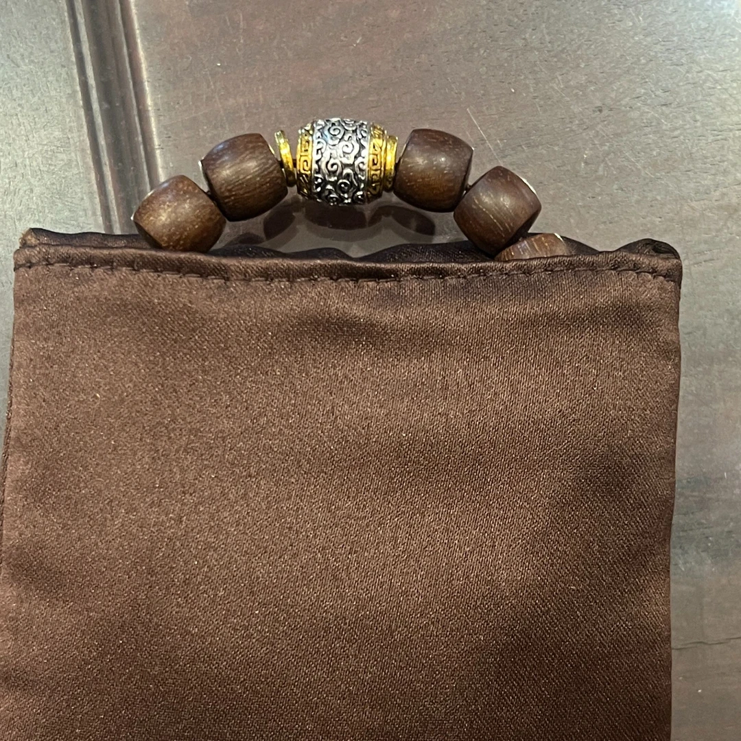 【智雅】祥云之巅10*11mm男女通用家居饰品原木原色雕刻