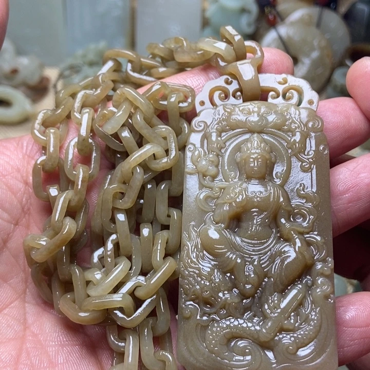 和田玉未镶嵌挂件