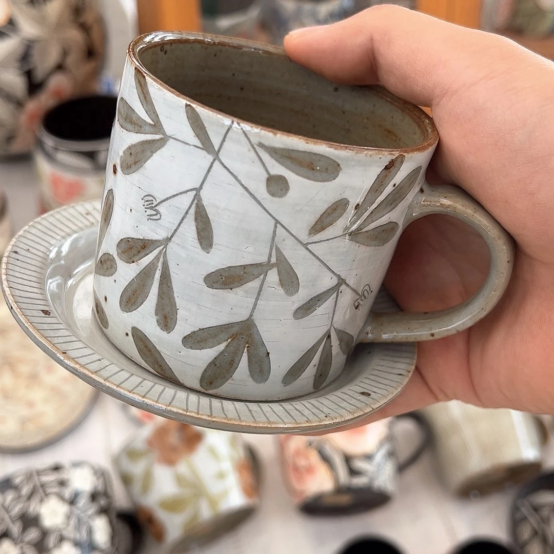 卉*景德镇手工制作瓷杯