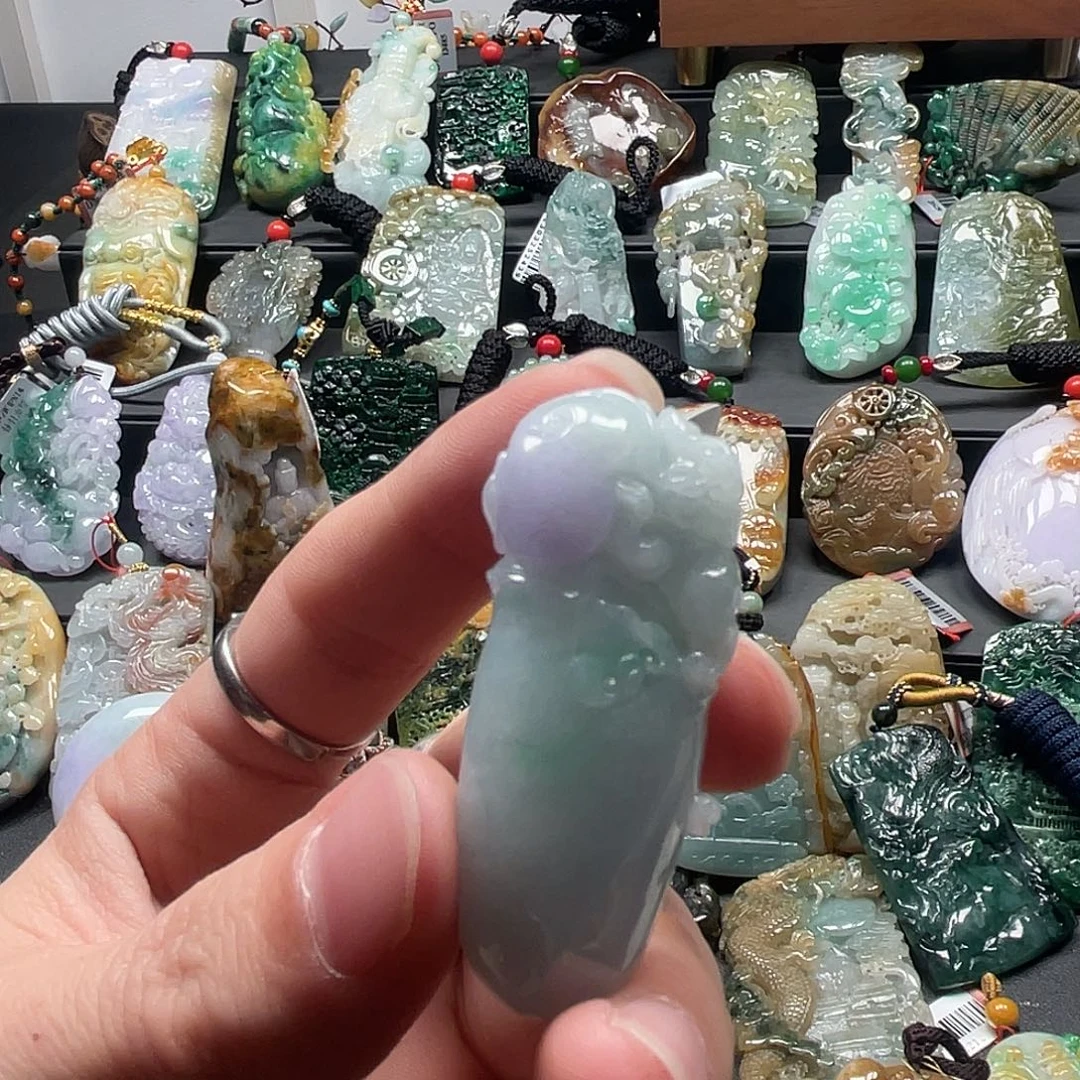 翡翠未镶嵌挂件34