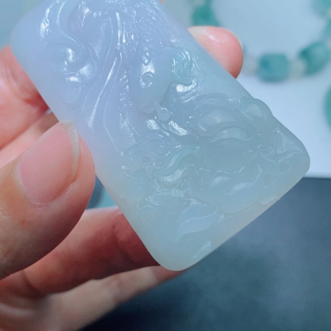 定制翡翠未镶嵌吊坠