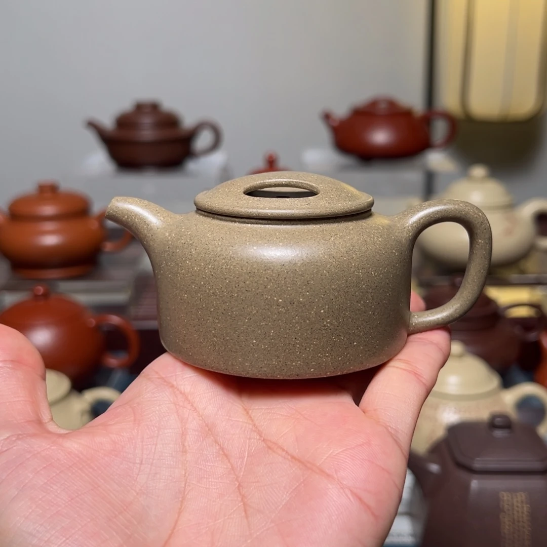 茶壶紫砂牛盖莲子青段100cc