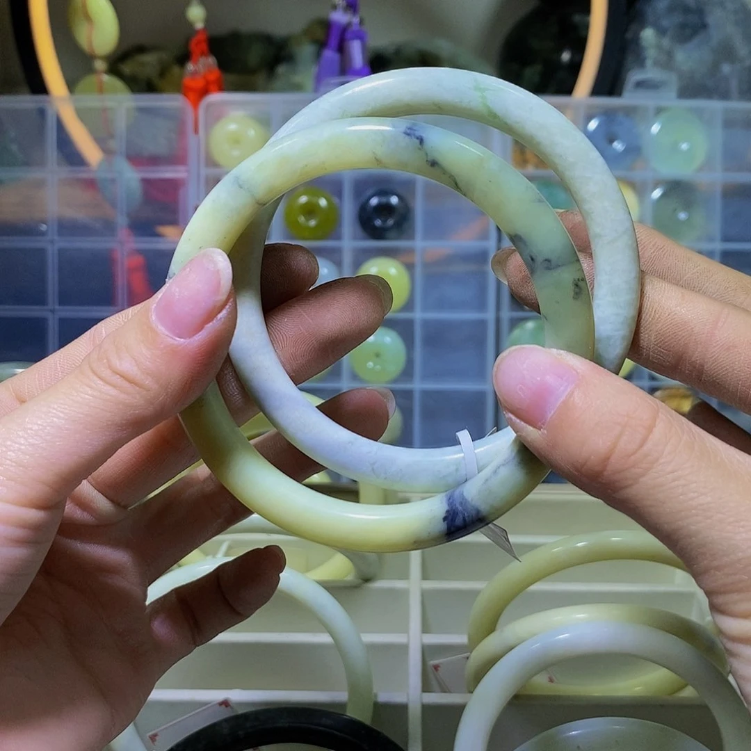 蛇纹石玉未镶嵌其他112