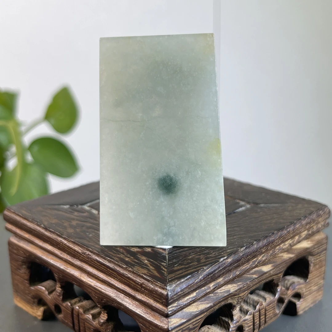 JSW04-63 天然缅甸A货翡翠  无事牌