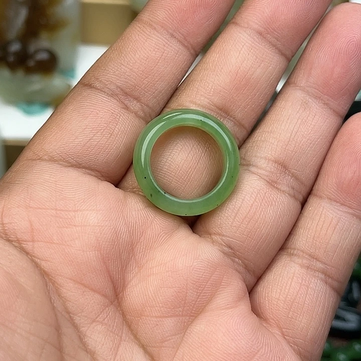 和田玉未镶嵌吊坠(不含链)