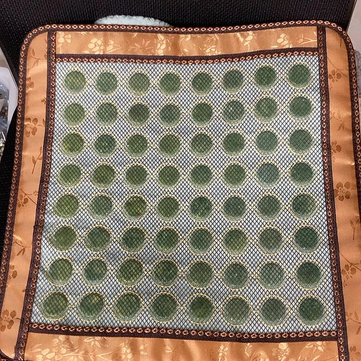 岫玉未镶嵌坐垫款