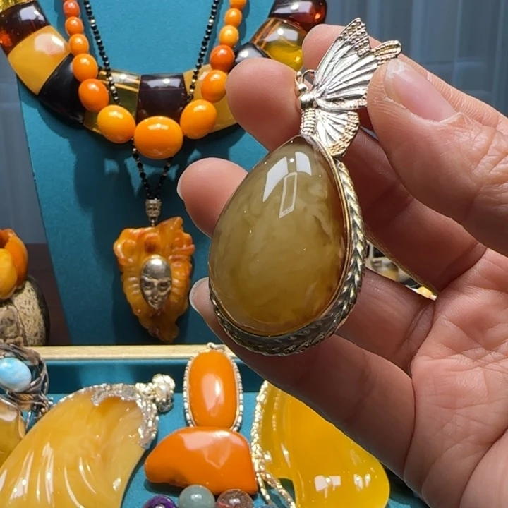 琥珀未镶嵌颈饰波兰设计款琥珀蜜蜡