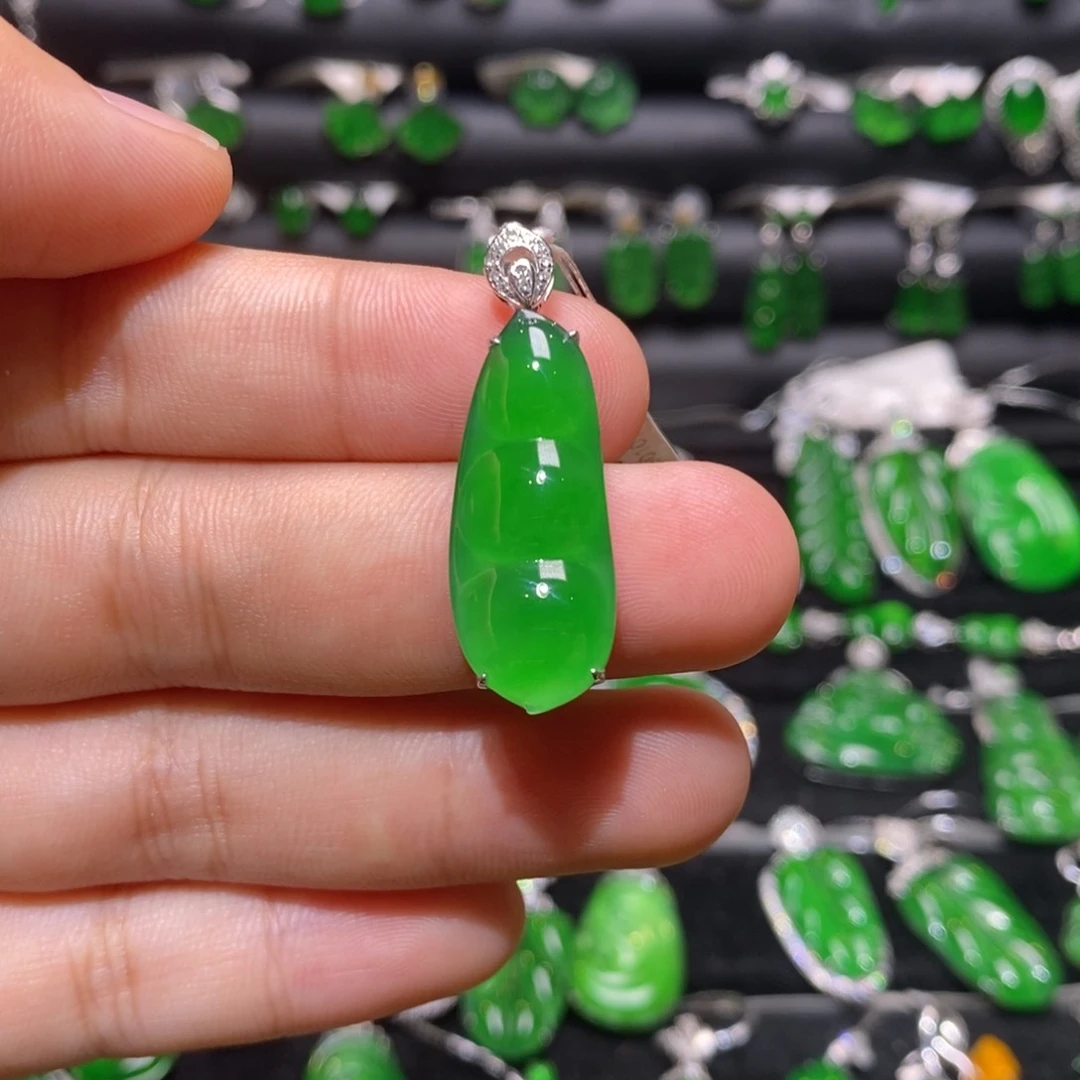 翡翠18K金镶嵌吊坠(不含链)天然翡翠