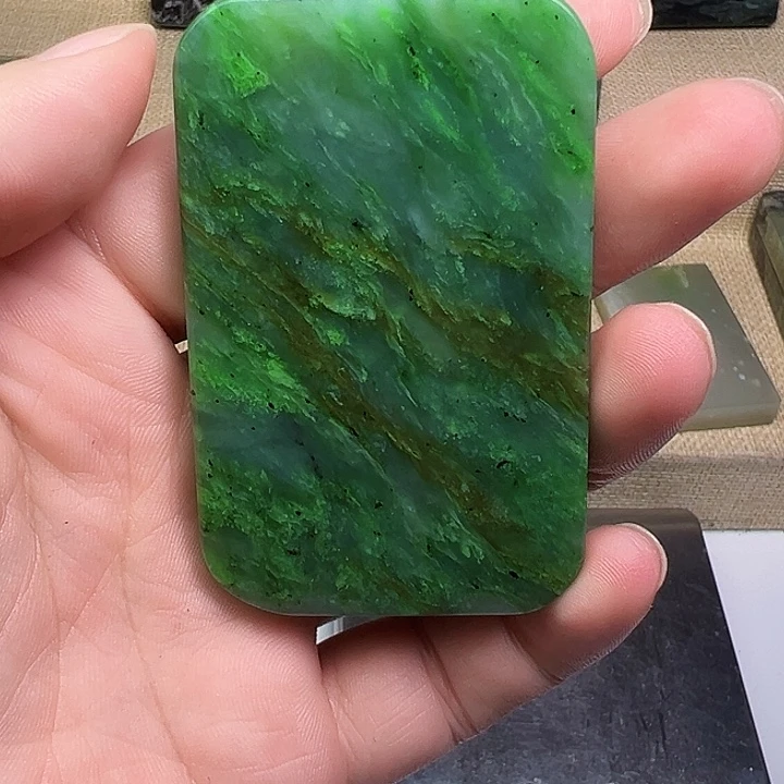和田玉（碧玉）未镶嵌珠宝半成品