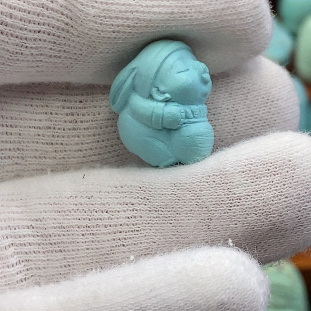 绿松石未镶嵌珠宝奇石