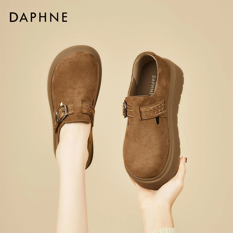 达芙妮雾面勃肯鞋女2025新款秋季复古休闲单鞋百搭厚底松糕乐福鞋