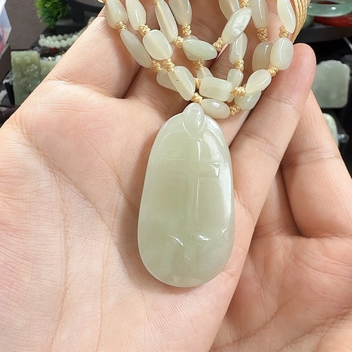 颈饰未镶嵌和田玉