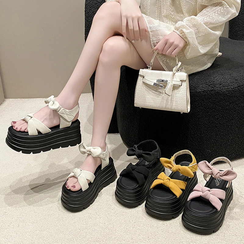 8cm内增高凉鞋2025夏季新款厚底小个子运动凉鞋百搭松糕旅游凉鞋