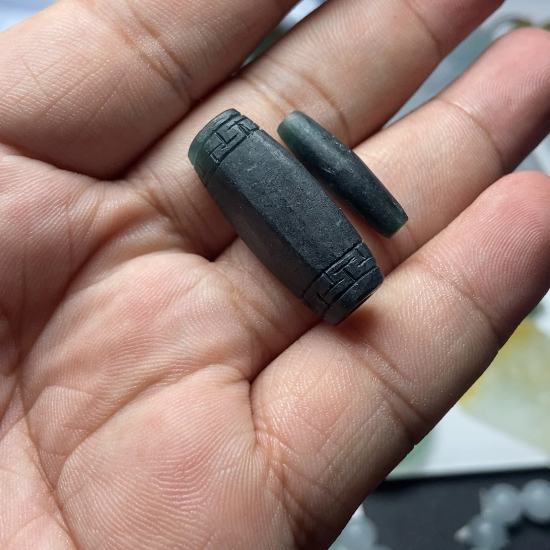 未镶嵌定制翡翠?***牛珠子