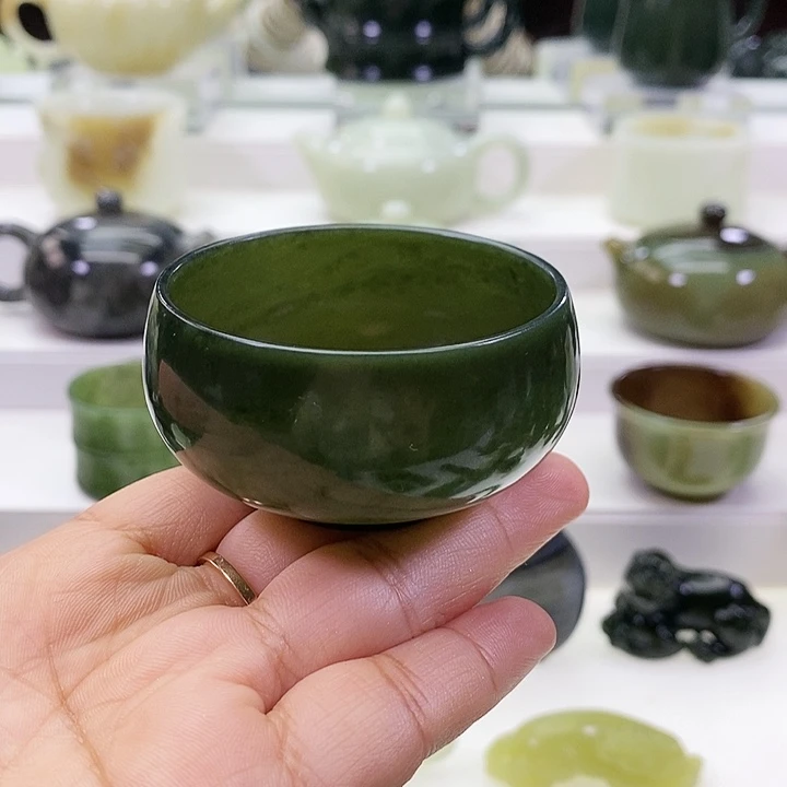 未镶嵌和田玉挂件杯子