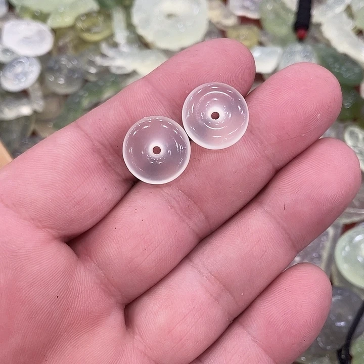 合金蛇纹石玉颈饰