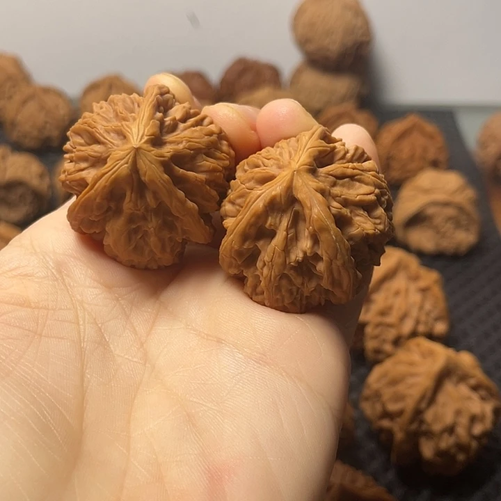 文玩核桃把件36文山