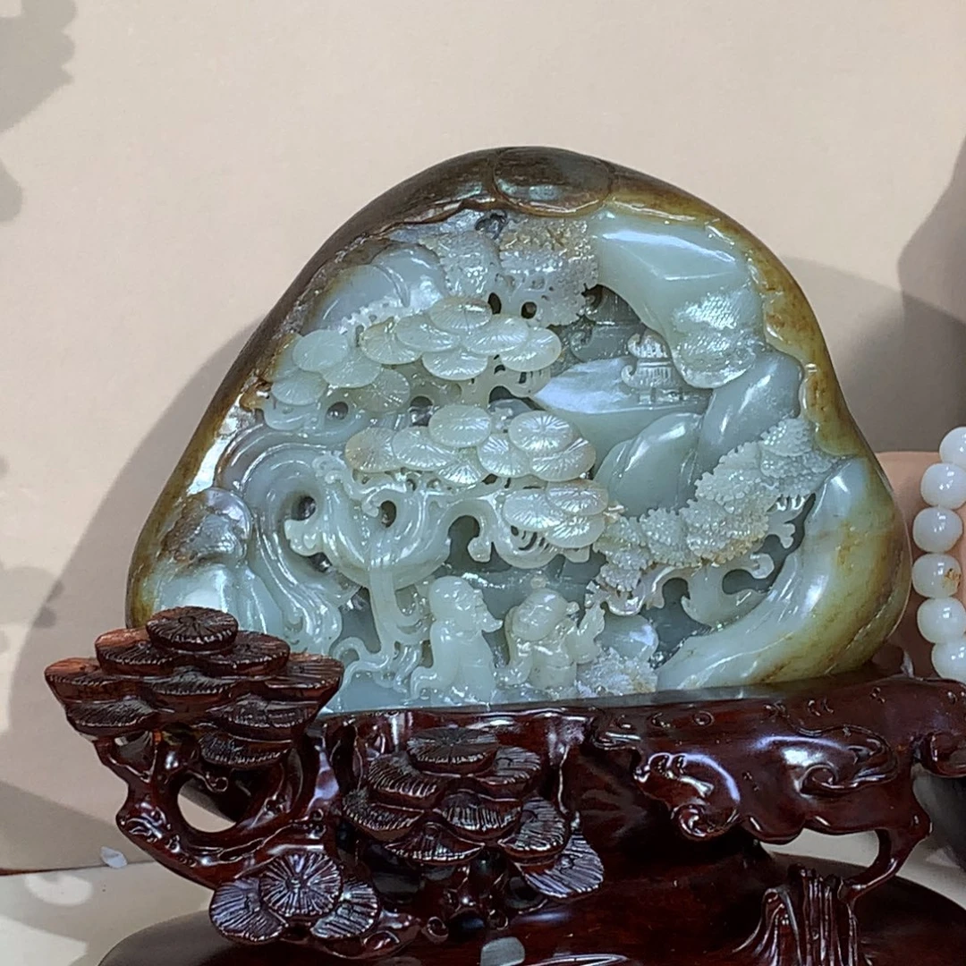 未镶嵌和田玉摆件