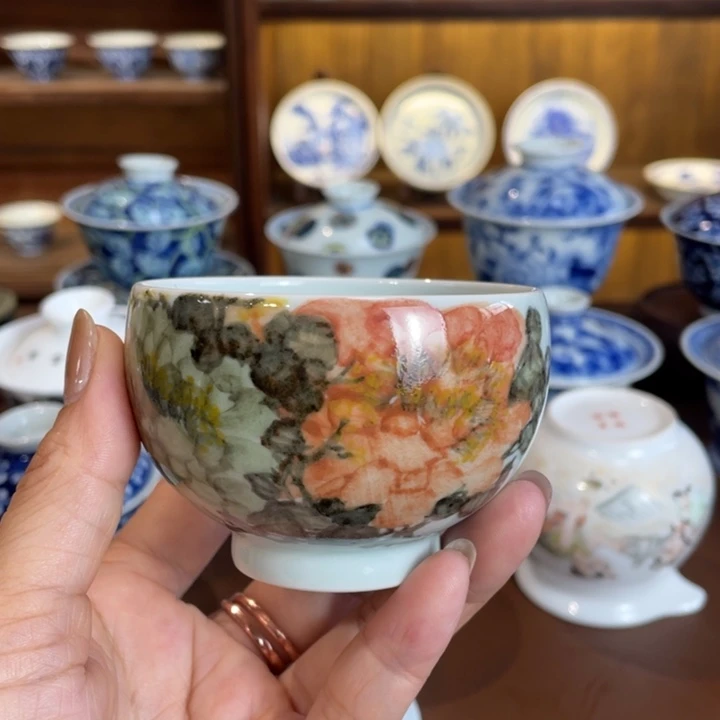 手工手绘釉下五彩牡丹图罗汉杯