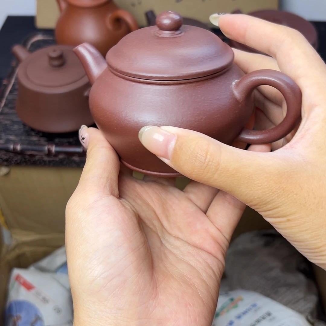 甄选宜兴本土紫砂壶