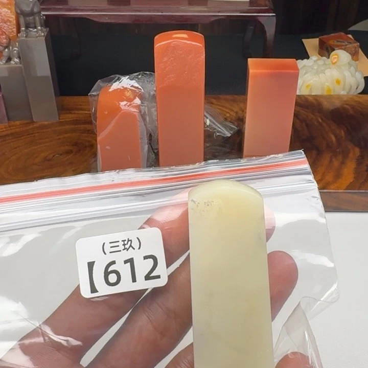 丰***丶寿山石印石老挝 老挝 老挝