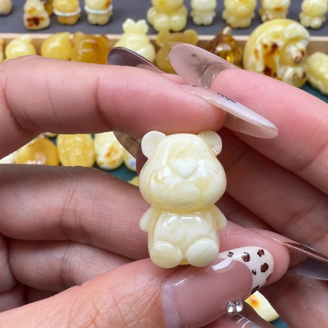 琥珀未镶嵌裸石蜜蜡