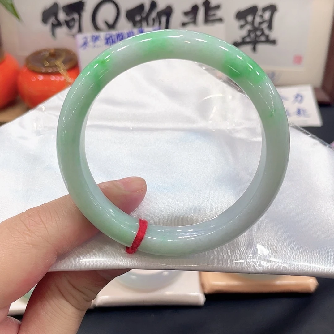 翡翠未镶嵌手镯天然缅甸翡翠手镯15