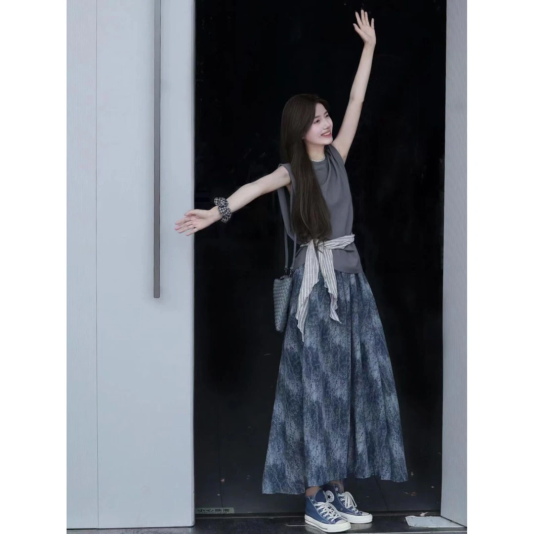 可盐可甜气质穿搭一整套复古慵懒风无袖T恤上衣扎染半身裙子套装