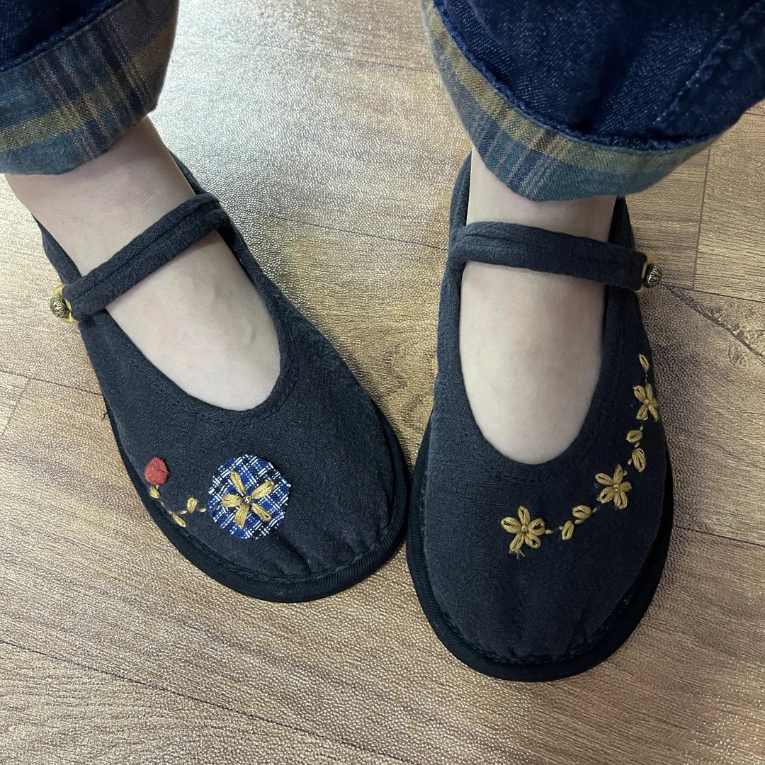 手工绣花千层底透气女布鞋中国风浅口汉服鞋森系民族风软底布鞋