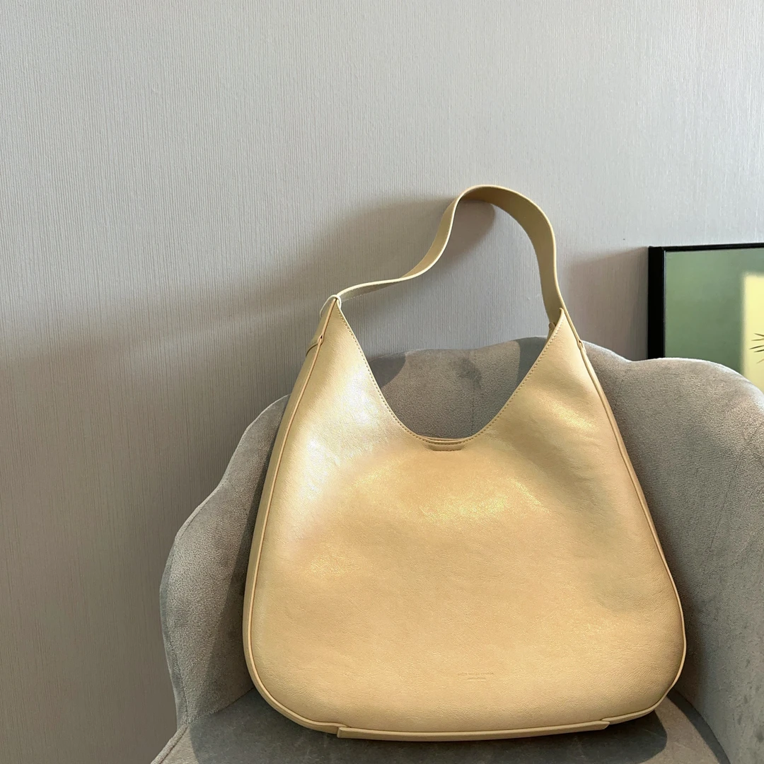 【美含推荐】设计师款单肩大包