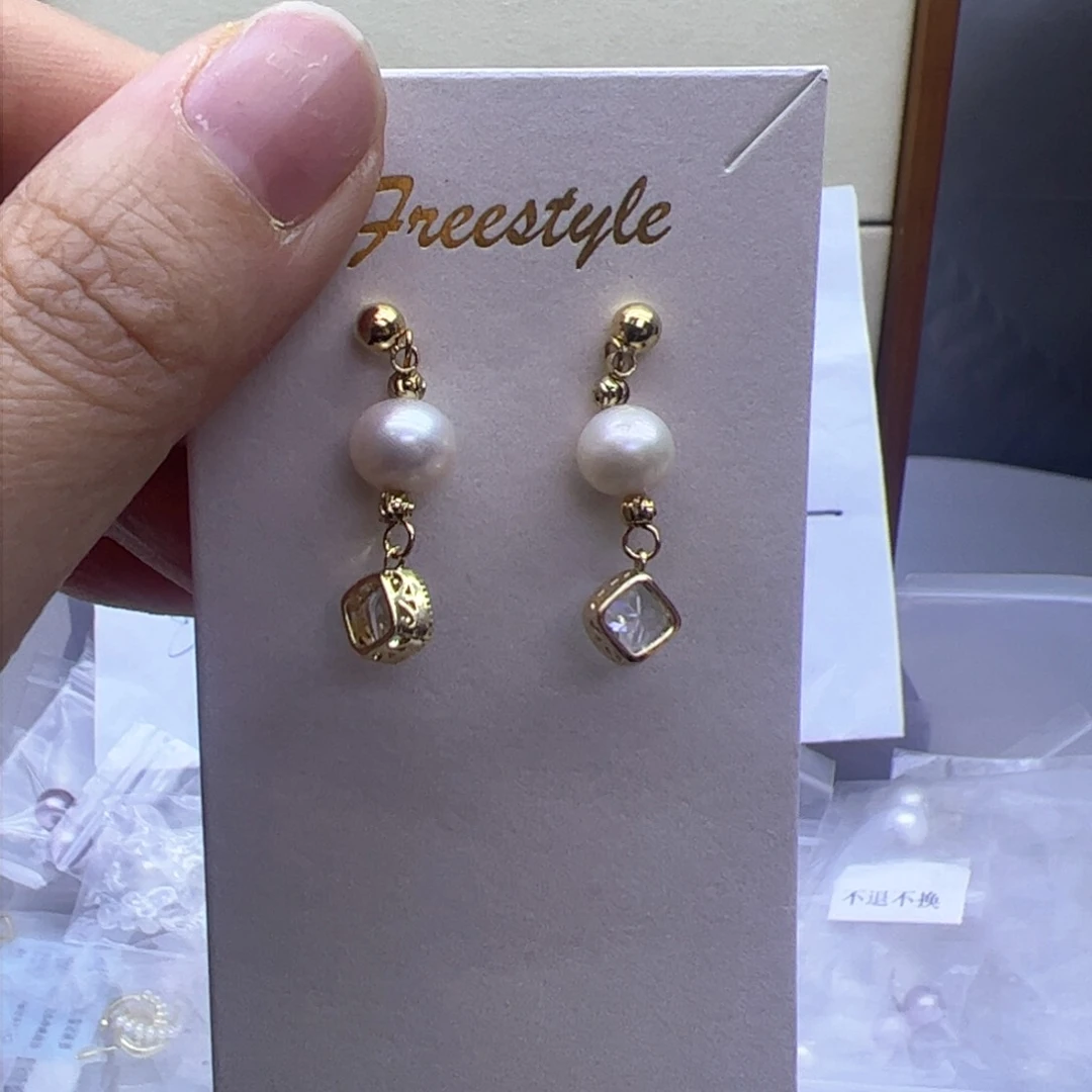 淡水珍珠耳饰未镶嵌