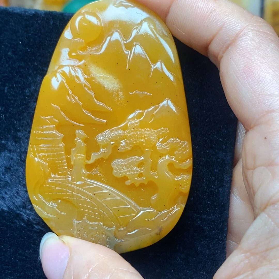 未镶嵌石英质玉（黄龙玉）吊坠(不含链)