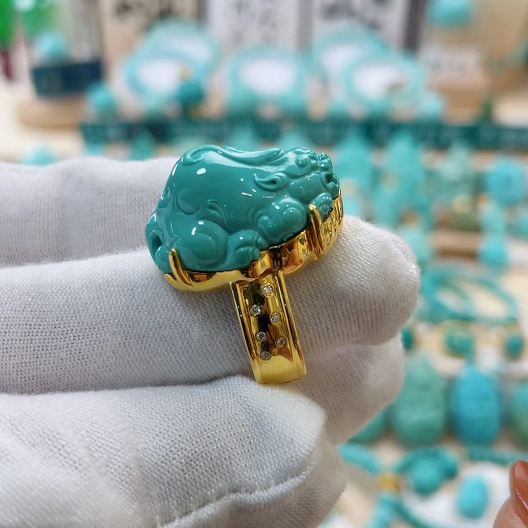 绿松石珠宝奇石18K金镶嵌