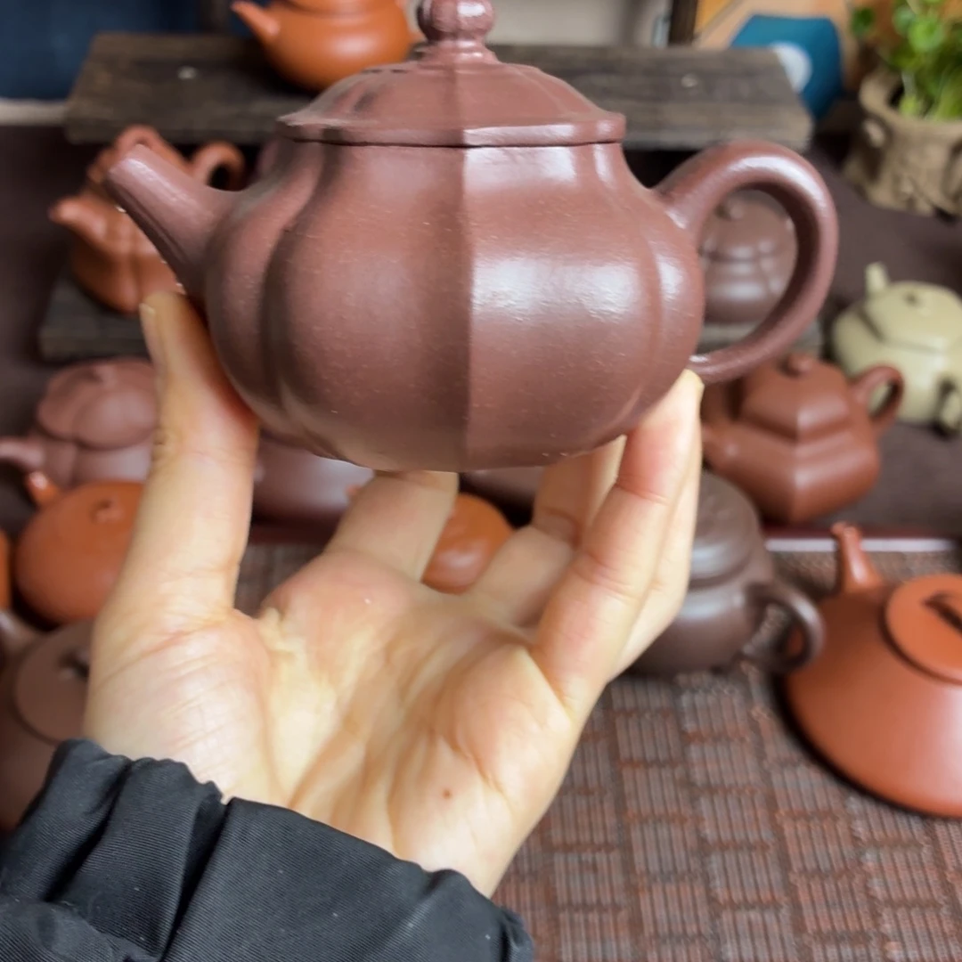 紫砂茶壶紫砂壶。