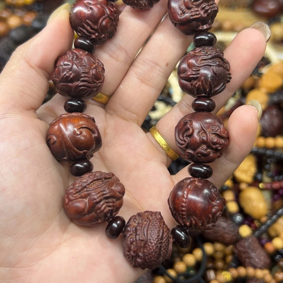 维腊木（绿檀）无事牌