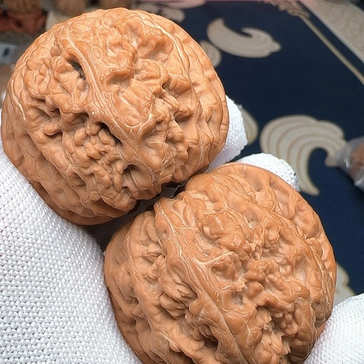 文玩核桃吊坠大粗筋47