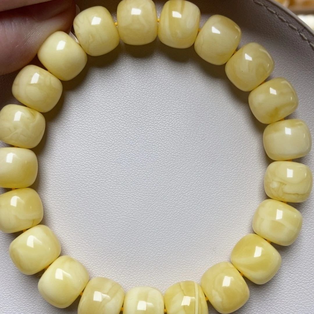 蜜蜡未镶嵌珠宝奇石265