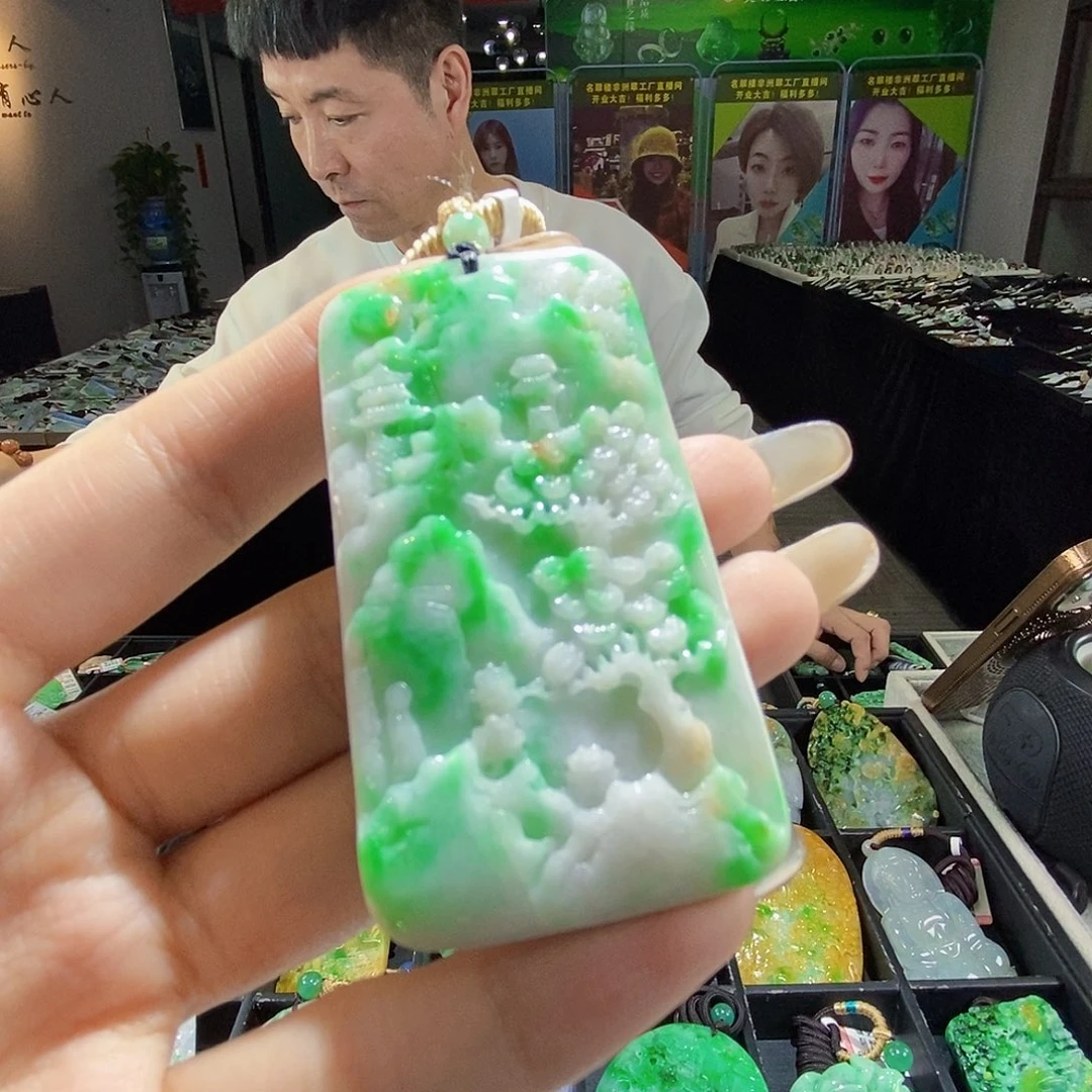 颈饰未镶嵌翡翠翡翠