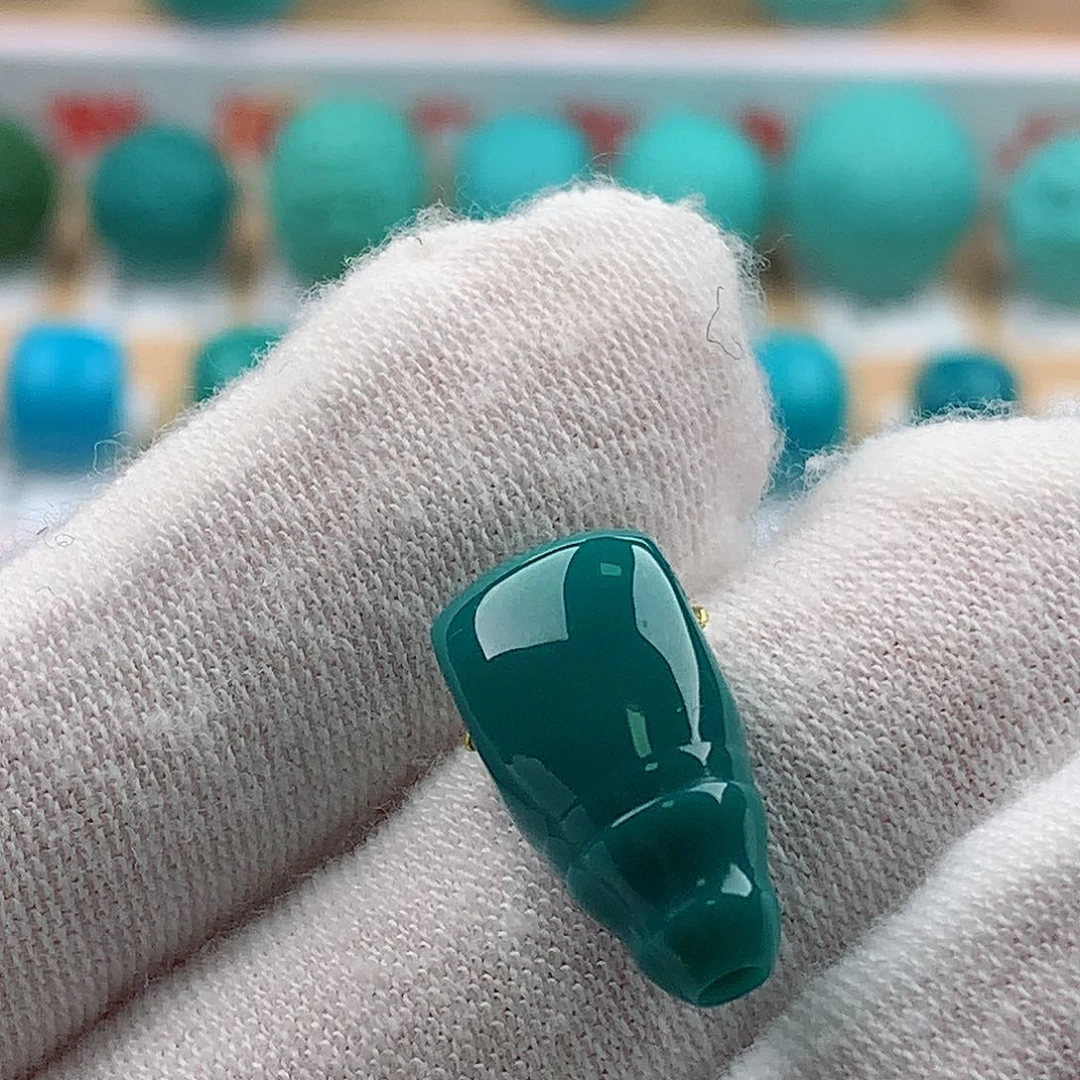 绿松石未镶嵌配饰