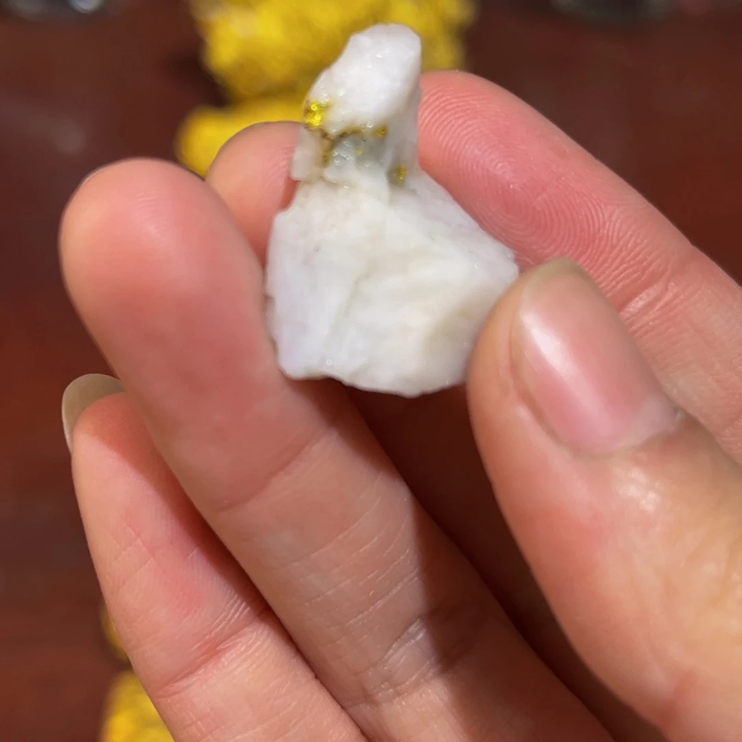 老***宝石材明金矿石标本约4.5克