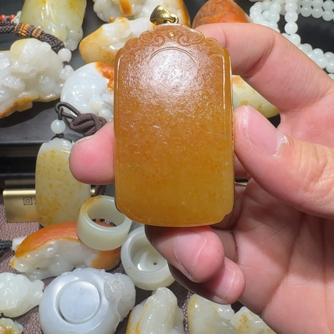 和田玉（子料）18K金镶嵌把件