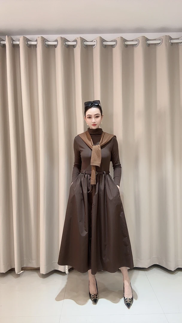 赫本风半高领长袖连衣裙女装A字裙修身显瘦中长裙子打底裙1727