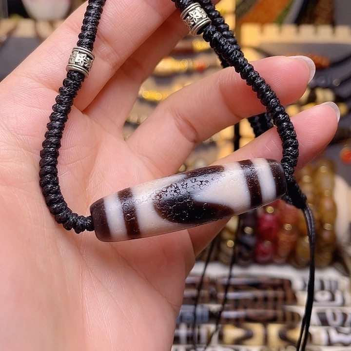 玛瑙/玉髓未镶嵌^虎牙天珠玛瑙覆膜