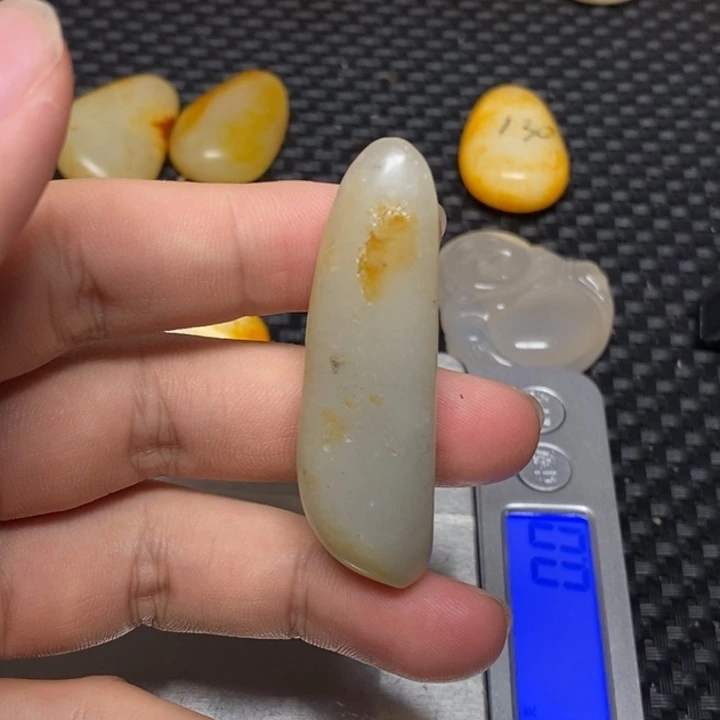 未镶嵌和田玉挂件