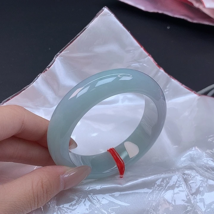 翡翠未镶嵌手镯54