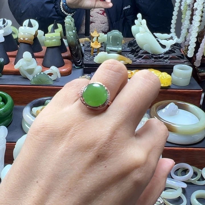 颈饰未镶嵌和田玉c****g