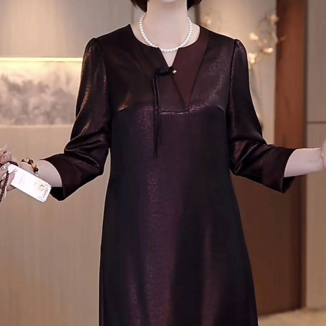 高档冰丝提花缎新中式洋气国风礼服裙2025夏季新款宽松遮肉显瘦